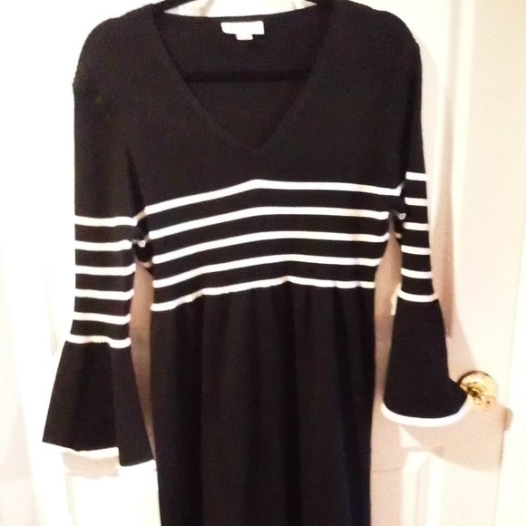 Calvin Klein Dresses & Skirts - Calvin Klein Women's Two-Tone Bell-Sleeve Sweater Dress